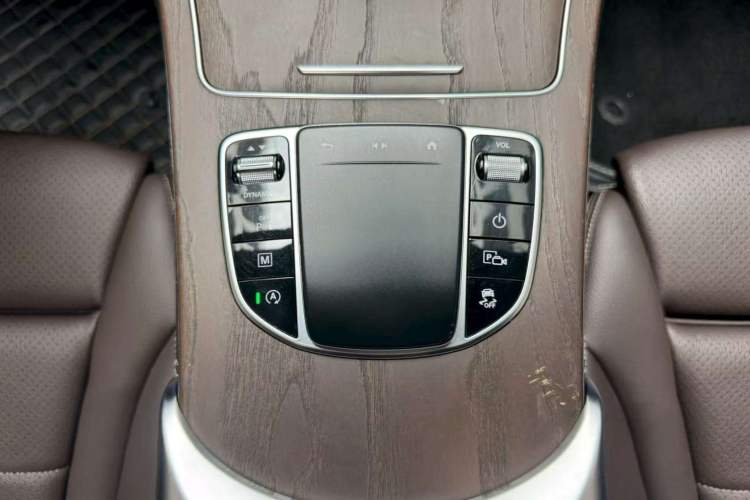 Used Mercedes-Benz GLC 2022 Refreshed GLC 300 L 4MATIC Dynamic Edition
