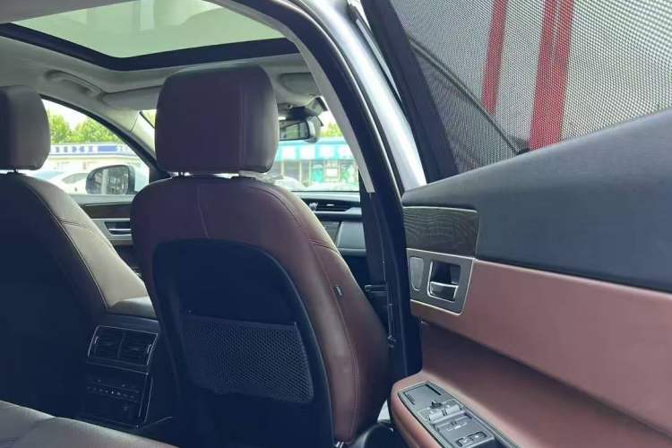 Used Jaguar XFL 2018 XFL 2.0T 250 PS Luxury Edition
