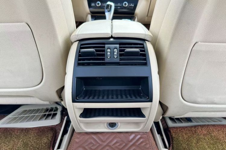 Used BMW 5 Series 2014 525Li Luxury Design Package
