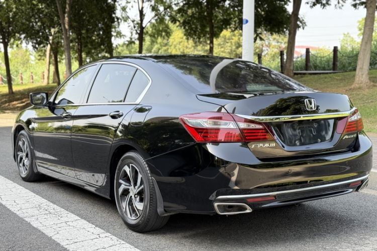 Used Honda Accord 2016 2.0L Elite Edition
