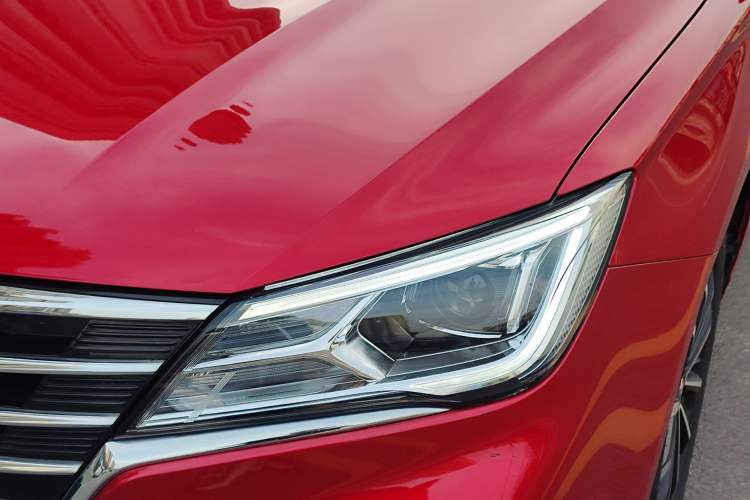 Used Roewe i5 2020 1.5L Automatic 4G Connect Luxury Flagship Edition
