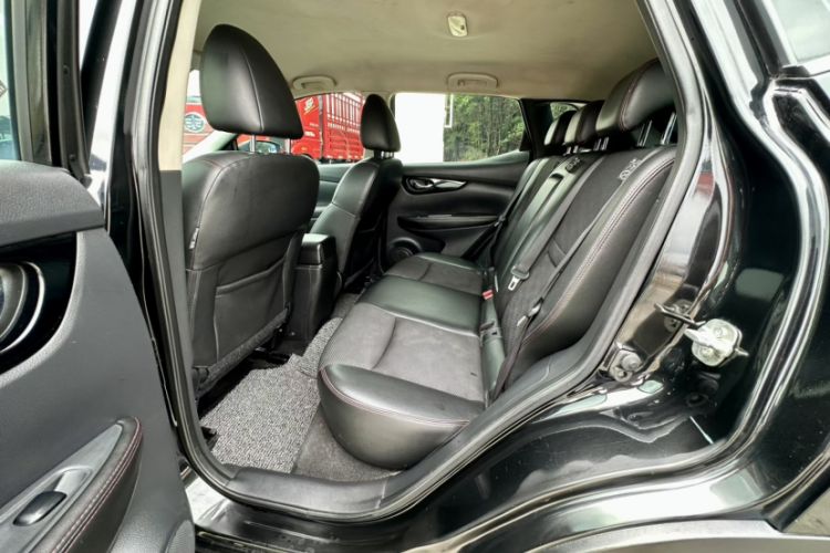 Used Nissan Qashqai 2016 2.0L CVT Leading Edition
