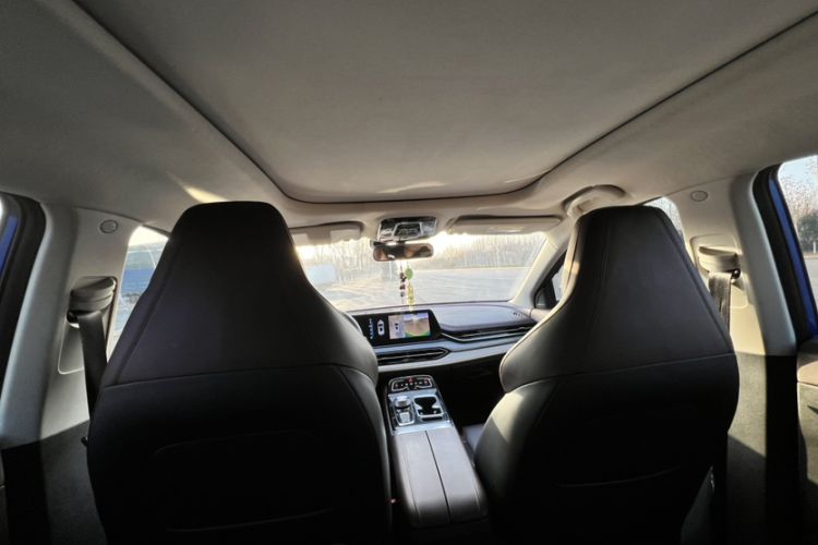 Used SOL QX 2021 300T DCT Chasing Light Edition
