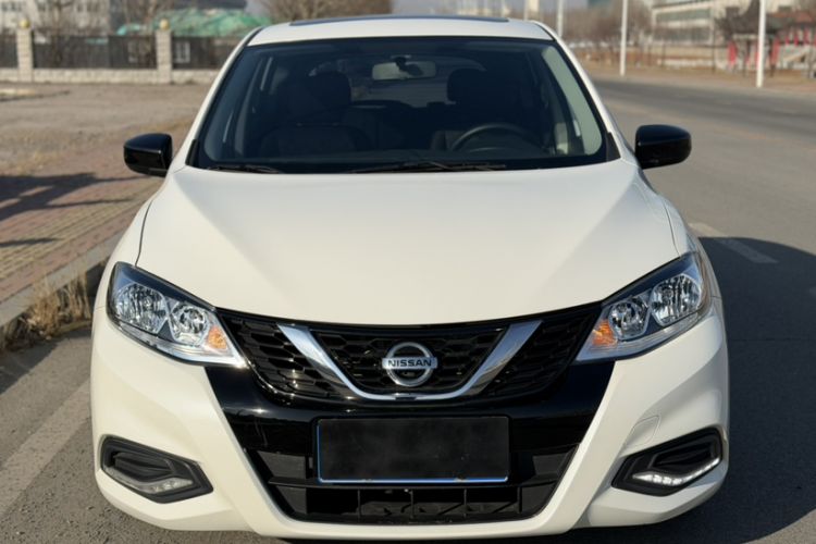 Used Nissan Tiida 2021 1.6L CVT Cool Edition
