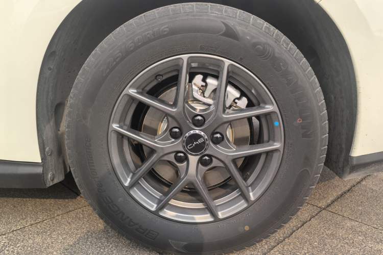 Used BYD Seal 06 New Energy 2025 DM-i Smart Drive 80KM Luxury Model
