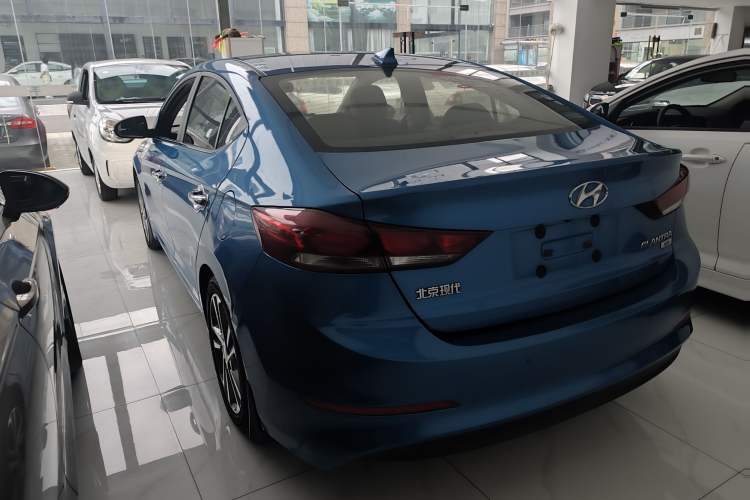 Used Hyundai Elantra 2016 1.6L Automatic ZhiXuan – Elite Version
