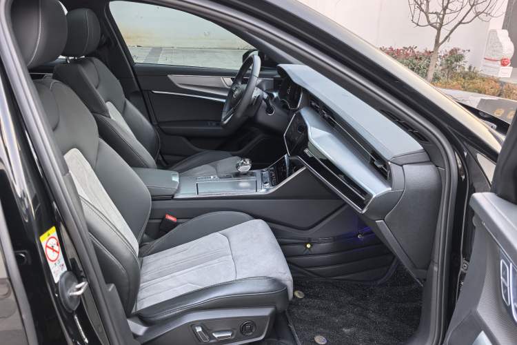 Used Audi A6L 2024 40 TFSI Luxury Dynamic Edition