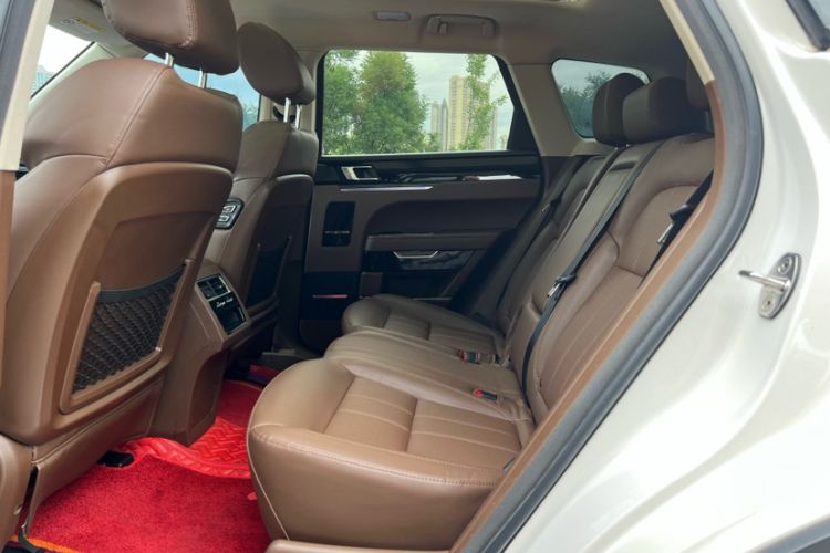 Used Zotye T700 2017 1.8T Dual-Clutch Luxury Model
