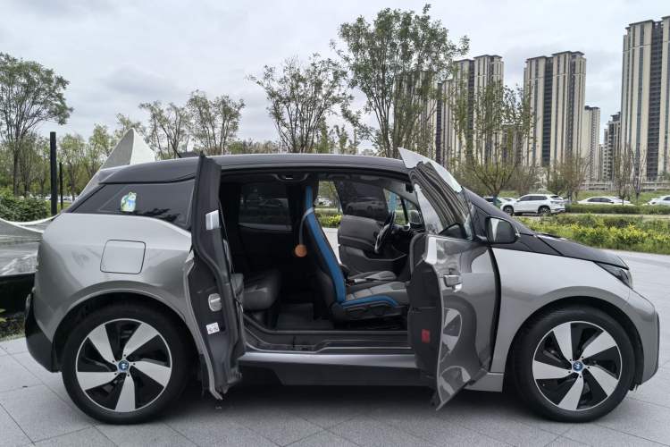 Used BMW i3 2018 Luxury Model
