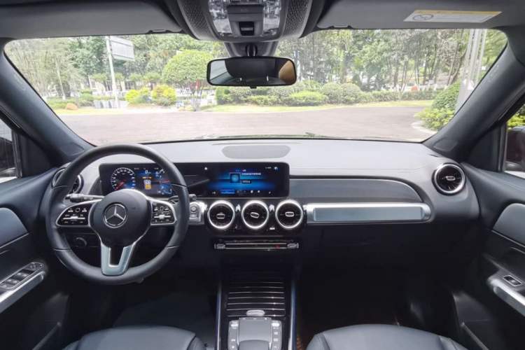 Used Mercedes-Benz GLB 2023 GLB 220 Fashion Model
