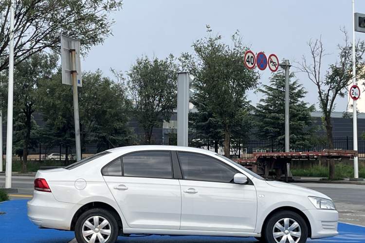 Used Volkswagen Santana 2013 1.4L Manual Fashion Edition