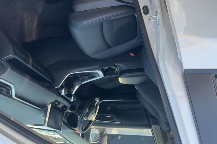 Used Toyota RAV4 2022 2.0L CVT Two-Wheel Drive Fashion Edition