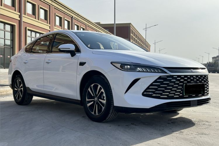 Used BYD Qin PLUS 2025 DM-i Smart Drive 120KM Superior Model