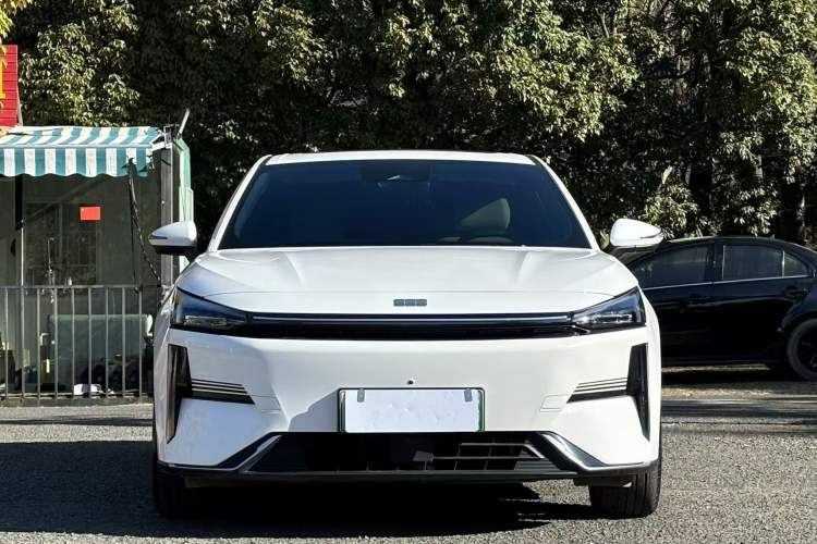 Used  L6 2024 125km PLUS Dragon Edition