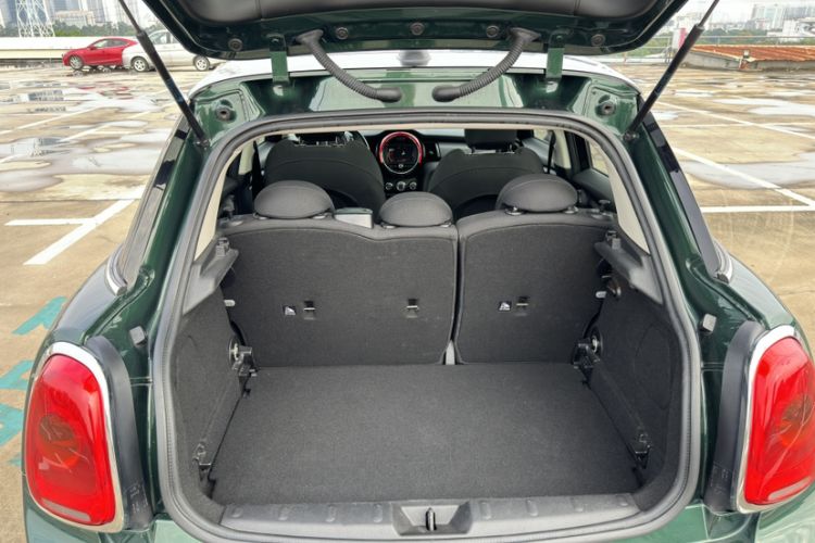 Used  MINI 2016 1.5T COOPER Five-Door Edition
