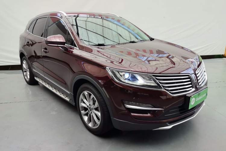 Used Lincoln MKC 2017 2.0T Two-Wheel-Drive Luxury Edition

