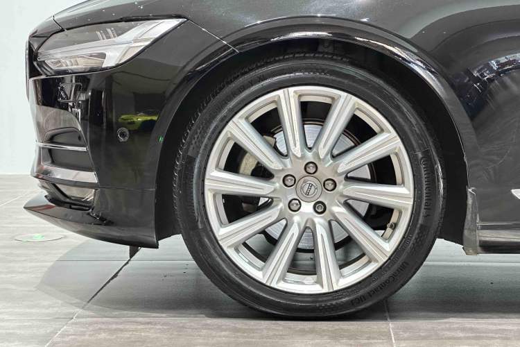Used Volvo S90 2018 T5 Prestige Edition

