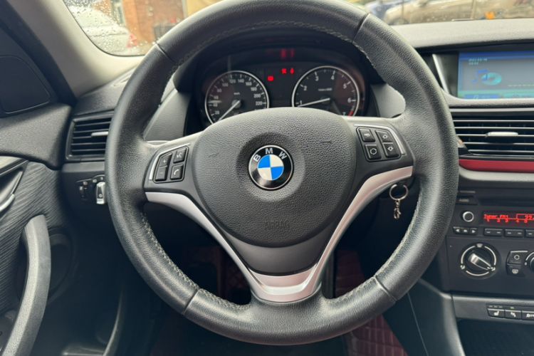 Used BMW X1 2015 sDrive18i Fashion Upgrade Edition
