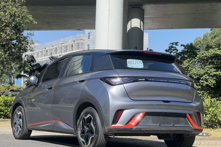 Used BYD Dolphin 2021 405 km Fashion Edition
