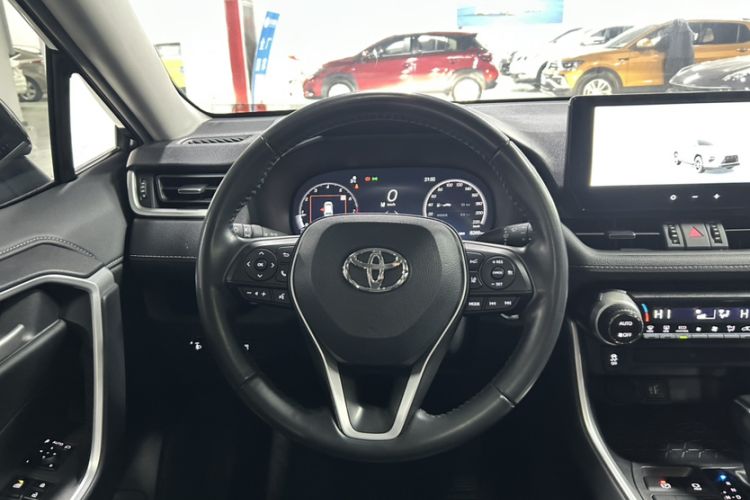 Used Toyota Wildlander 2023 2.0L CVT Four-Wheel Drive Luxury PLUS Edition