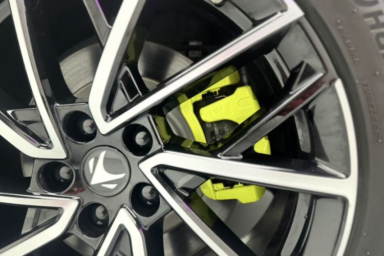 Used ARCFOX Alpha S5 2024 650ULTRA 390kW