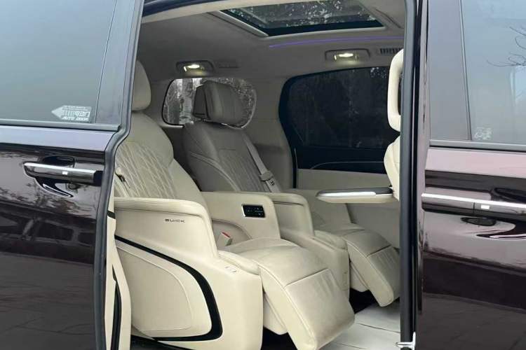 Used Buick GL8 2022 Facelift Avenir Aivia Six-Seat Deluxe Edition
