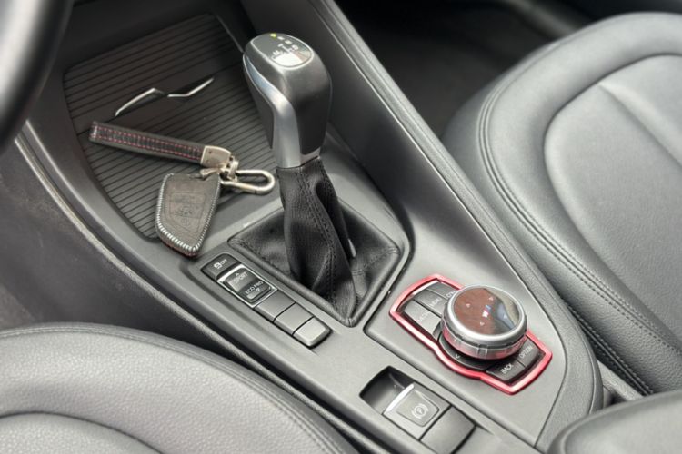 Used BMW X1 2018 sDrive20Li Leading Model
