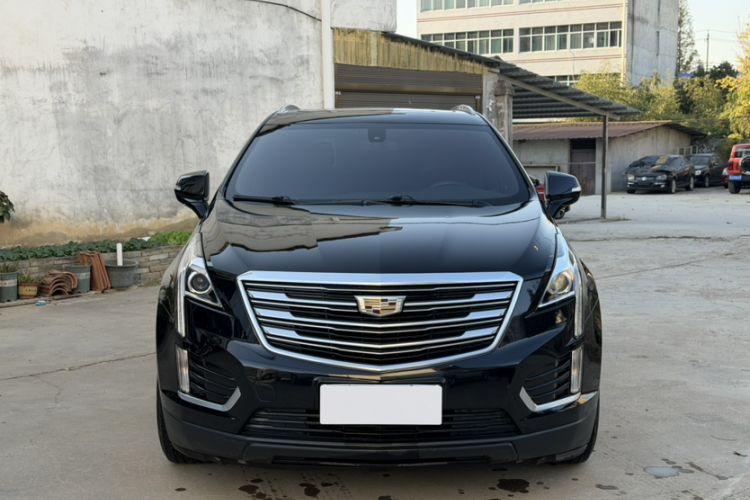 Used Cadillac XT5 2018 28E Four-Wheel Drive Tech Version
