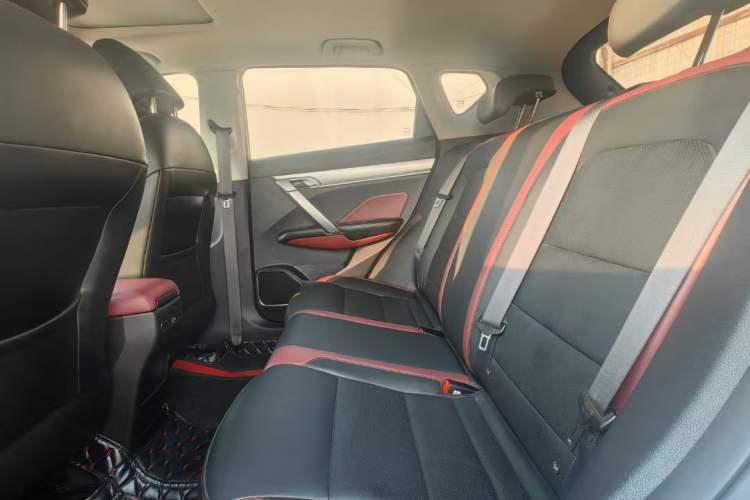 Used Geely Auto Coolray 2020 Facelift 240T DCT Hunter
