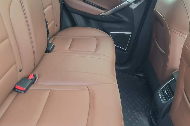 Used Geely Auto Emgrand X7 Sport 2021 1.8TD DCT Two-Wheel Drive Asian Games Edition
