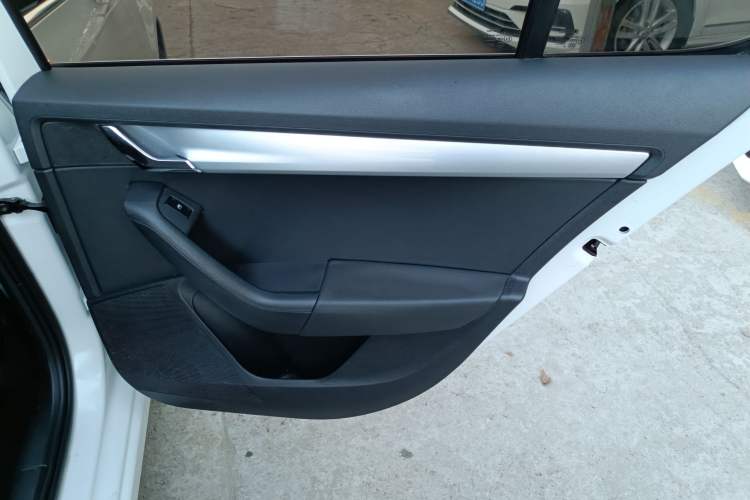 Used Skoda Octavia 2016 1.6L Automatic Chuanxing Edition
