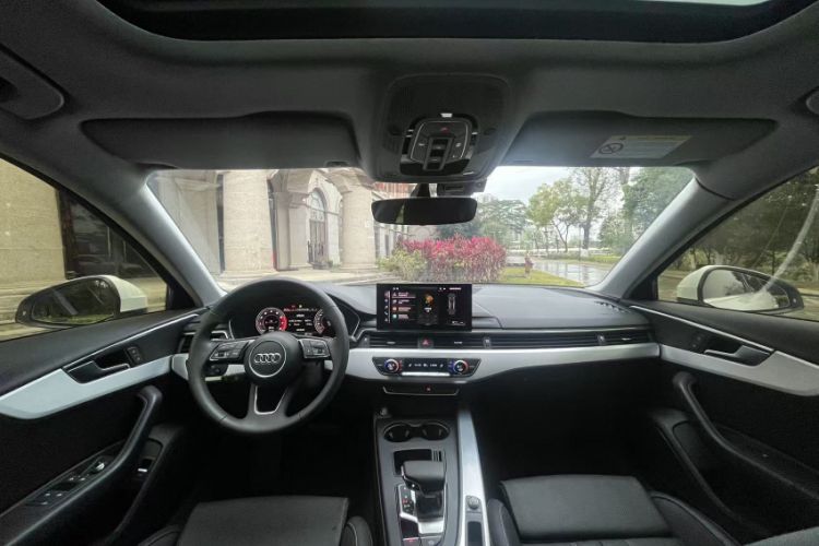 Used Audi A4L 2020 40 TFSI Luxury Dynamic Model
