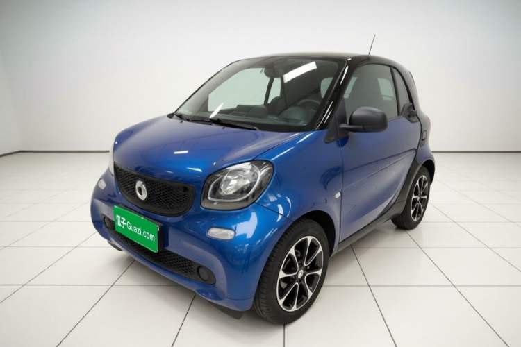 Used  fortwo 2015 1.0L 52 kW Hardtop Passion Edition
