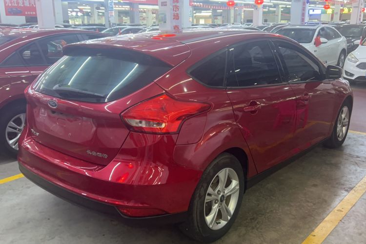 Used Ford Focus 2017 Hatchback 1.6L Automatic Comfort Plus SmartDrive Edition
