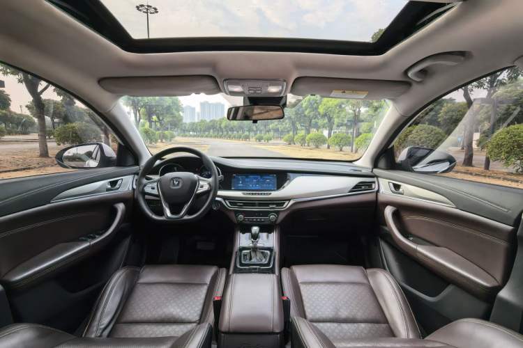 Used Changan Eado 2018 High-Energy Edition 1.6L GDI Automatic Zhenfeng Model China V Standard
