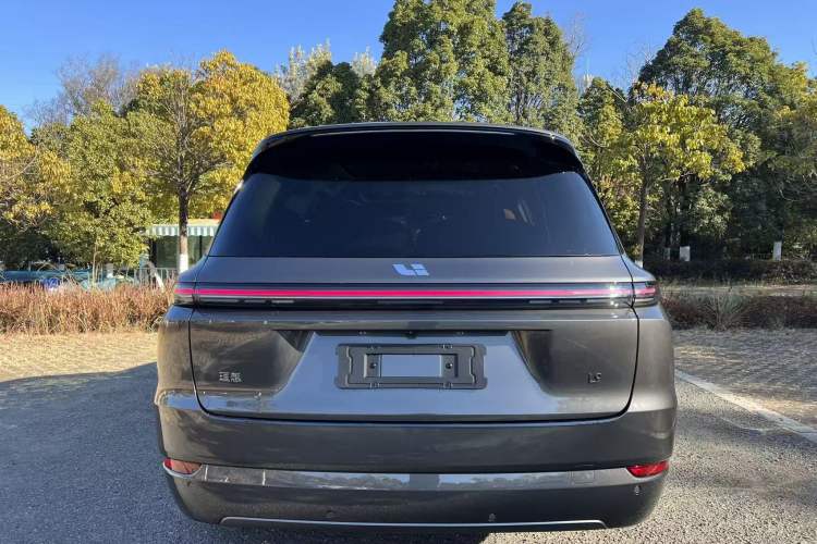 Used Li Auto L9 2023 Pro Model
