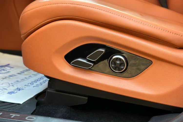 Used Hima AITO M7 2024 1.5T Intelligent Drive 4WD Ultra Version 5 Seats