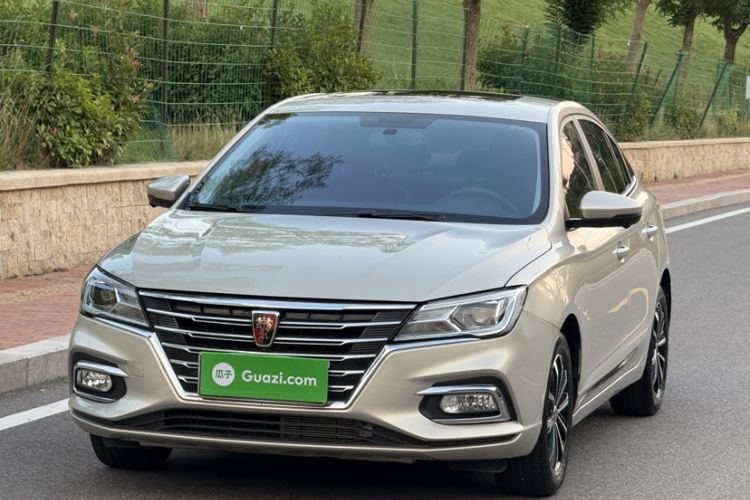 Used Roewe i5 2020 1.5L Automatic 4G Connect Luxury Flagship Edition
