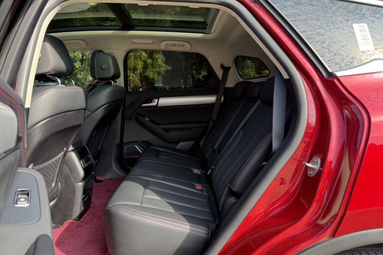 Used BYD Tang New Energy 2018 DM 2.0T All-Wheel Drive Smart Connect Genesis Edition 7 Seats China V Emission Standard