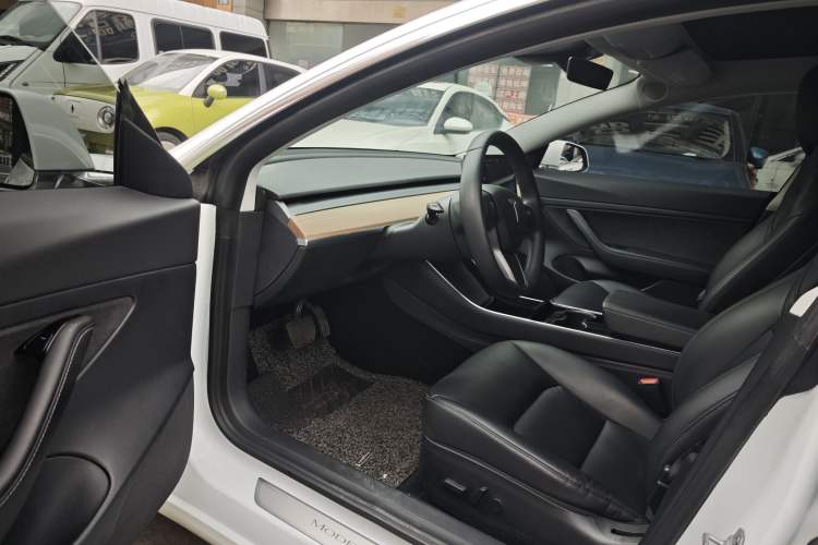 Used Tesla Model 3 2019 Standard Range Rear-Drive Upgraded Version
