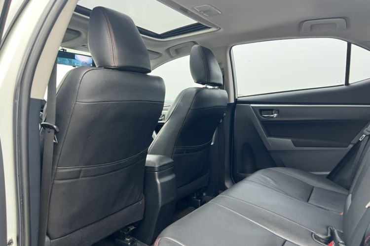 Used Toyota Levin 2018 185T CVT Luxury Edition
