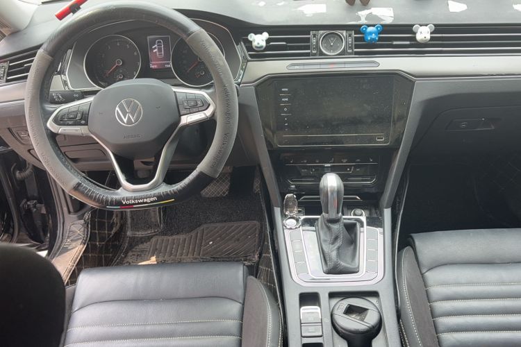 Used Volkswagen Magotan 2020 330TSI DSG Leading Model
