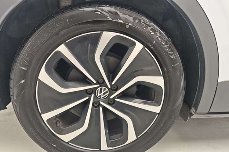 Used Volkswagen ID.4 X 2021 Pure Edition
