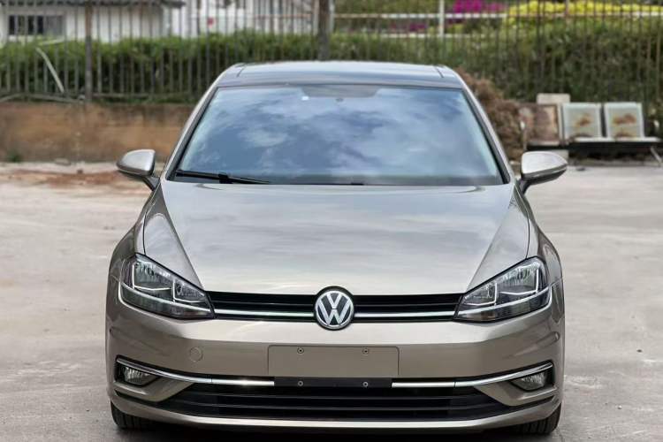 Used Volkswagen Golf 2018 1.6L Automatic Comfort Model
