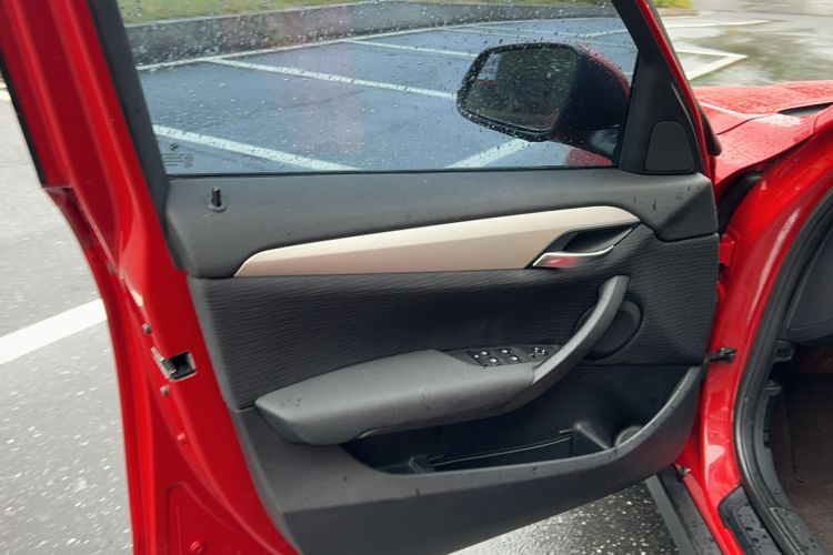 Used BMW X1 2013 sDrive18i Fashion Model
