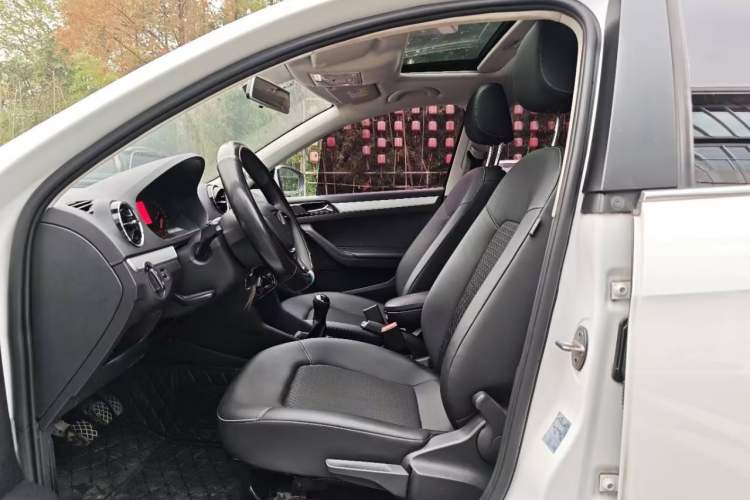 Used Jetta VA3 2019 1.5L Manual Enjoyment Edition
