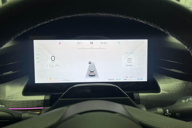 Used Lynk & Co 09 EM-P 2024 2.0TD EM-P Four-Wheel Drive ULTRA Six-Seater
