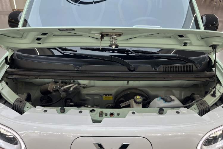 Used Wuling Hongguang MINIEV 2024 3rd Generation 215km Youth Edition