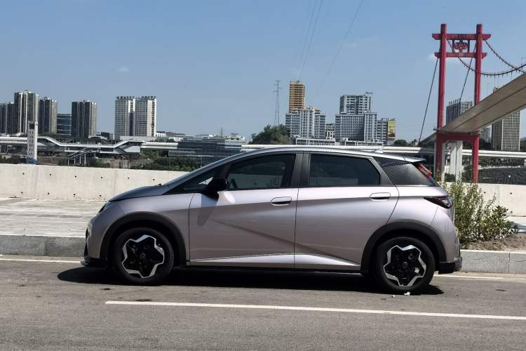 Used BYD Dolphin 2021 405 km Fashion Edition
