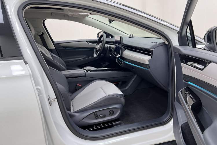 Used Volkswagen ID.7 VIZZION 2024 AIR model